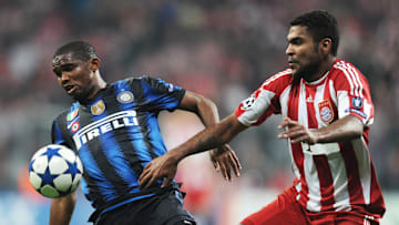 Breno (rechts) im Duell mit Inters Samuel Eto`o