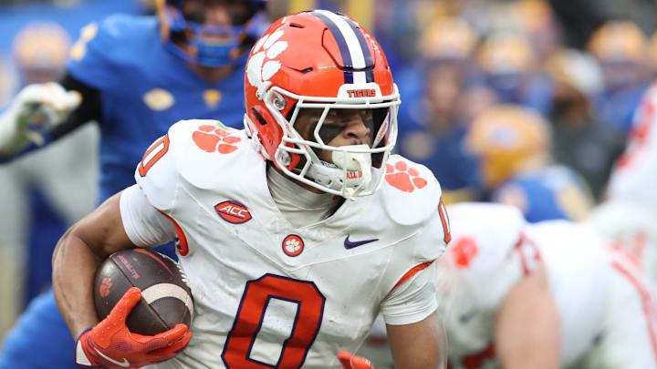 Clemson Tigers WR Antonio Williams Has Big Decision Looming for Draft Status