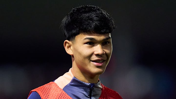 Dro Fernandez a rejoint le PSG en provenance du FC Barcelone et son numéro de maillot est désormais connu