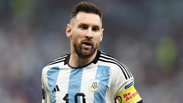 Lionel Messi entre un peu plus dans l'histoire du football.