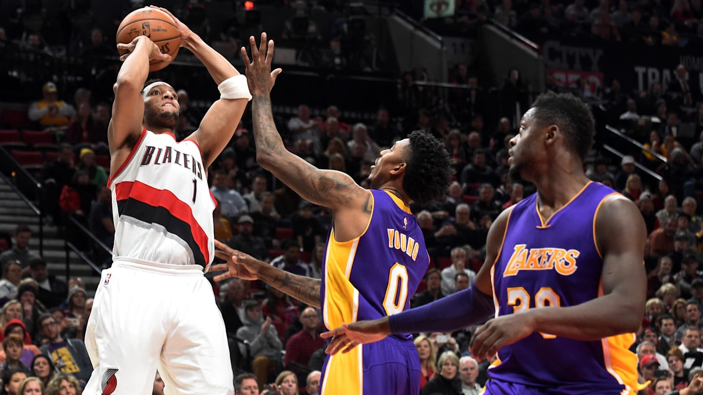 Former Laker Makes Shocking Pick for Future Hall of Famer