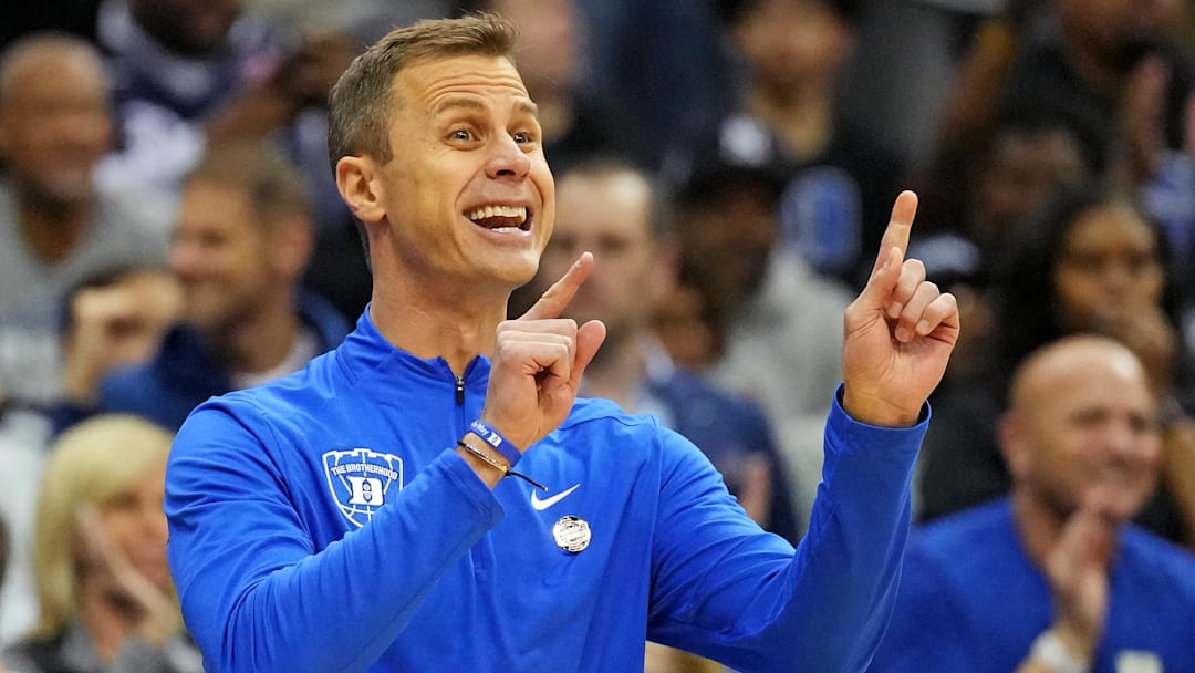 Mar 29, 2025; Newark, NJ, USA; Duke Blue Devils head coach Jon Scheyer calls to his team during the first half against the Alabama Crimson Tide in the East Regional final of the 2025 NCAA tournament at Prudential Center. Mandatory Credit: Robert Deutsch-Imagn Images