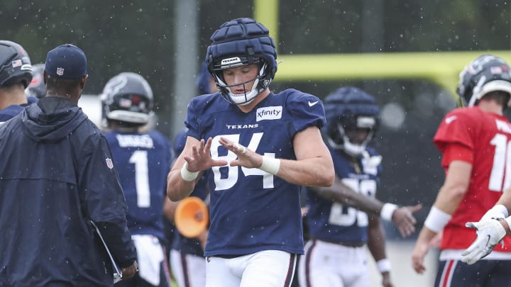 Jul 27, 2024; Houston, TX, USA; Houston Texans tight end Teagan Quitoriano (84) during training camp at Houston Methodist Training Center. Mandatory Credit: Troy Taormina-USA TODAY Sports