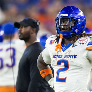 Ashton Jeanty (2) against the Penn State Nittany Lions during the Fiesta Bowl at State Farm Stadium. Mandatory Credit: Mark J. Rebilas-Imagn Images