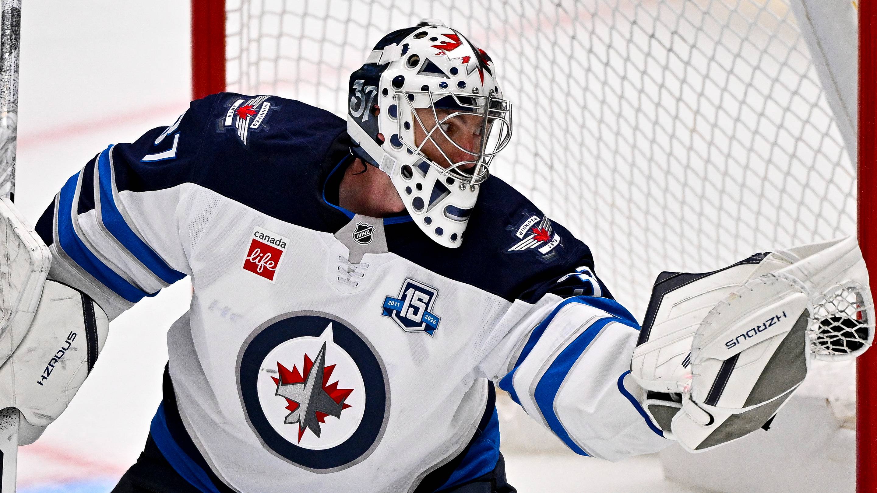 Hellebuyck suspension ending could reopen Avalanche trade talk