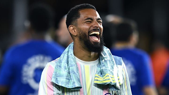 Juventus appear to have thrown in the towel over Douglas Luiz