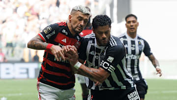 Flamengo e Atlético-MG duelam no Maracanã