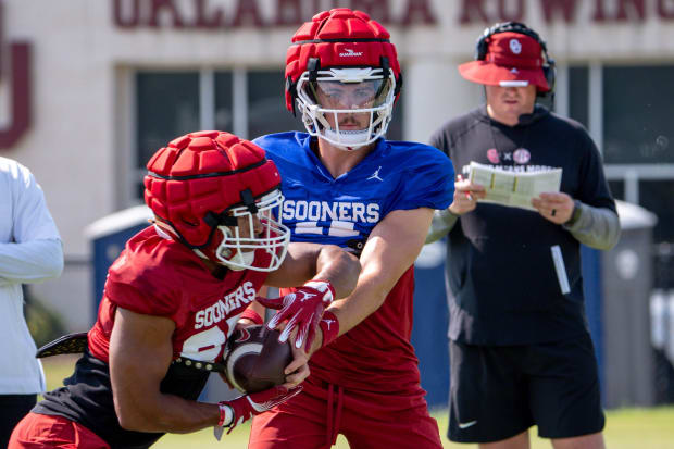 Oklahoma quarterback Jackson Arnold