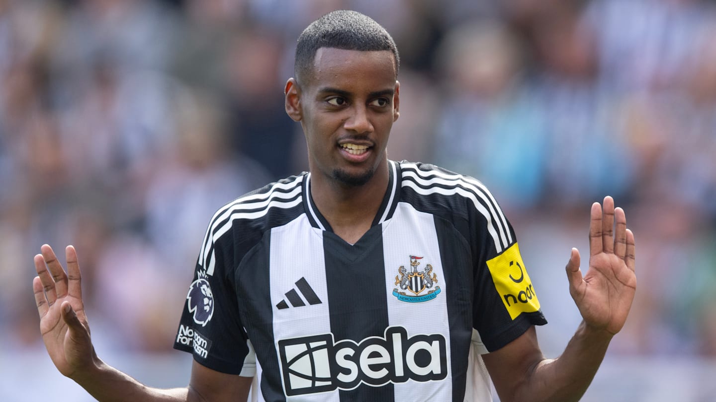 Newcastle Forward Isak Alleges Broken Promises Amid Liverpool Transfer Talks