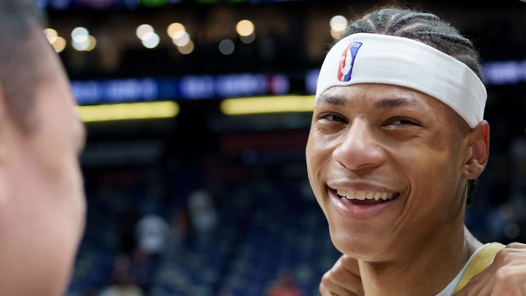 Feb 9, 2026; New Orleans, Louisiana, USA; New Orleans Pelicans guard Dejounte Murray hugs New Orleans Pelicans guard Jeremiah Fears (0) after the game against the Sacramento Kings at Smoothie King Center. Mandatory Credit: Matthew Hinton-Imagn Images Feb 9, 2026; New Orleans, Louisiana, USA; New Orleans Pelicans guard Dejounte Murray hugs New Orleans Pelicans guard Jeremiah Fears (0) after the game against the Sacramento Kings at Smoothie King Center. Mandatory Credit: Matthew Hinton-Imagn Images