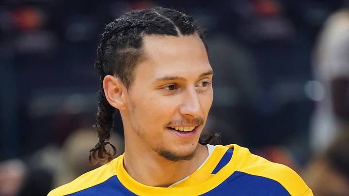 Lindy Waters III has signed overseas in China