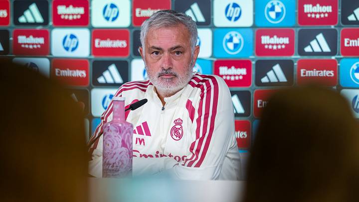 Real-Coach Jose Mourinho geht unter erschwerten Bedingungen in den Clasico Real-Coach Jose Mourinho geht unter erschwerten Bedingungen in den Clasico