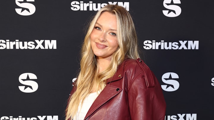 Camille Kostek Camille Kostek
