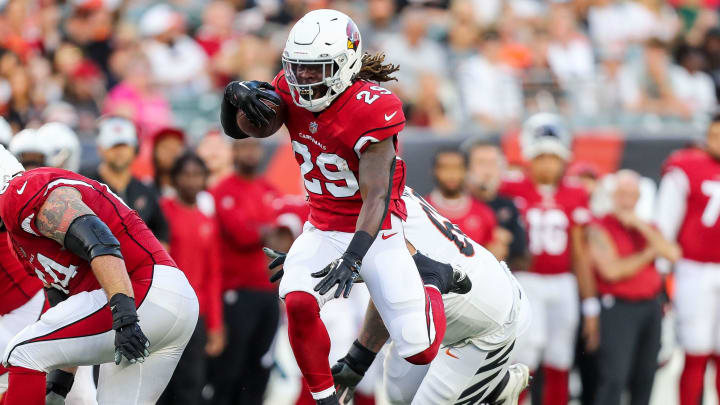 Aug 12, 2022; Cincinnati, Ohio, USA; Arizona Cardinals running back Jonathan Ward (29) runs with the ball against the Cincinnati Bengals in the first half at Paycor Stadium. Mandatory Credit: Katie Stratman-USA TODAY Sports