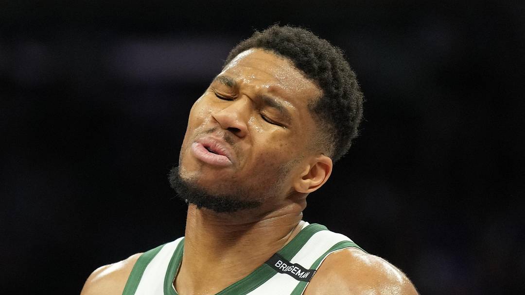 Milwaukee Bucks forward Giannis Antetokounmpo (34) reacts during the third quarter against the Sacramento Kings at Golden 1 Center on March 22, 2025.