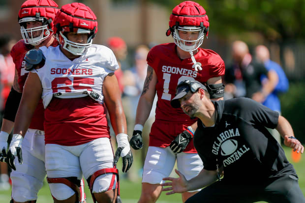 Oklahoma defensive tackle Jayden Jackson