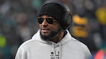 Pittsburgh Steelers head coach Mike Tomlin