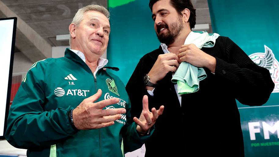 Amaury Vergara, Javier Aguirre