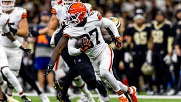 Nov 17, 2024; New Orleans, Louisiana, USA;  Cleveland Browns wide receiver Kadarius Toney (87) rushes against the New Orleans Saints during the first half at Caesars Superdome. Mandatory Credit: Stephen Lew-Imagn Images