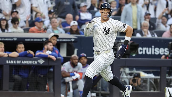 The Yankees are road favorites against the Mets on Saturday afternoon.