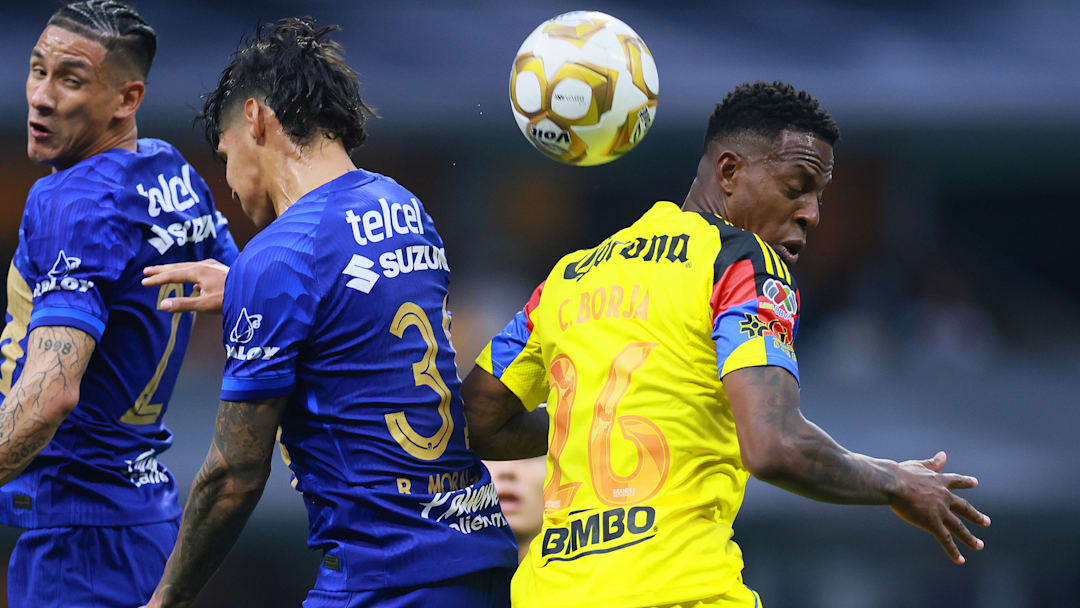 El paraguayo Robert Morales y el colombiano Cristian Borja en la Ida