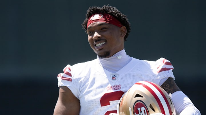 Jun 10, 2025; Santa Clara, CA, USA; San Francisco 49ers cornerback Deommodore Lenoir (2) takes a break from drills during an OTA at Levi's Stadium. Mandatory Credit: D. Ross Cameron-Imagn Images