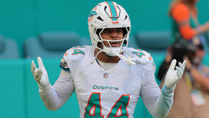 Miami Dolphins OLB Chop Robinson Discusses 'Welcome to the League' Moment