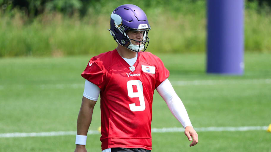 The Vikings are banking on J.J. McCarthy developing quickly in his first season as an NFL starter. | Matt Krohn-Imagn Images