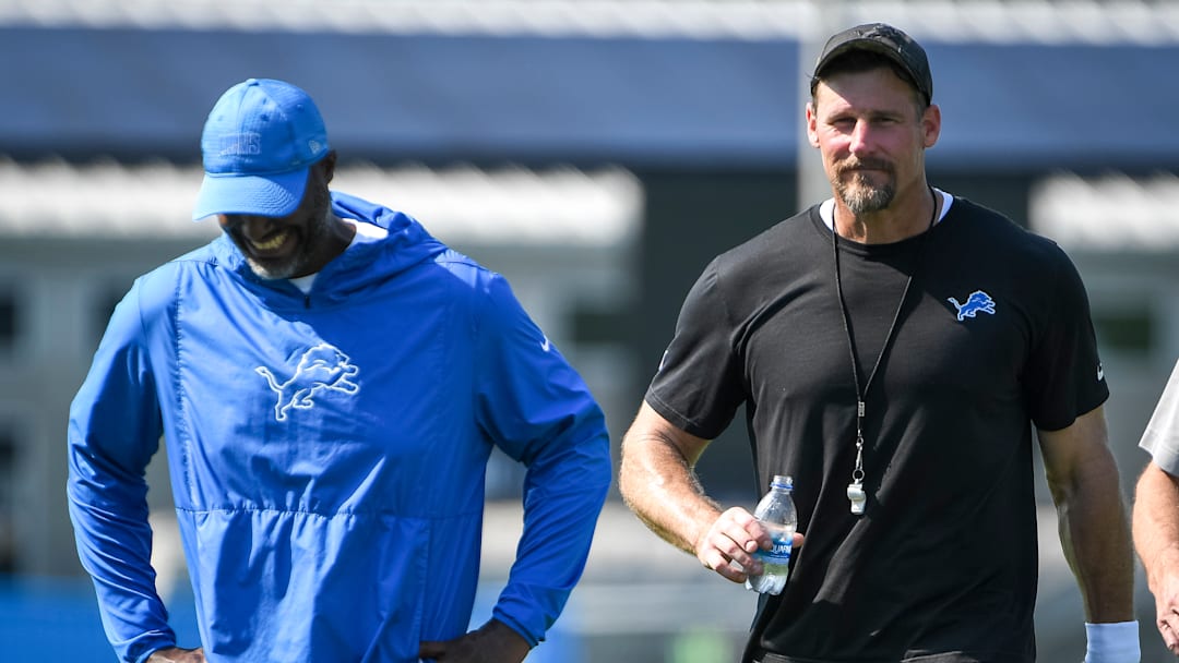 Brad Holmes (left) Dan Campbell (right)