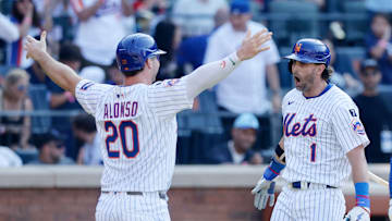 New York Yankees v New York Mets