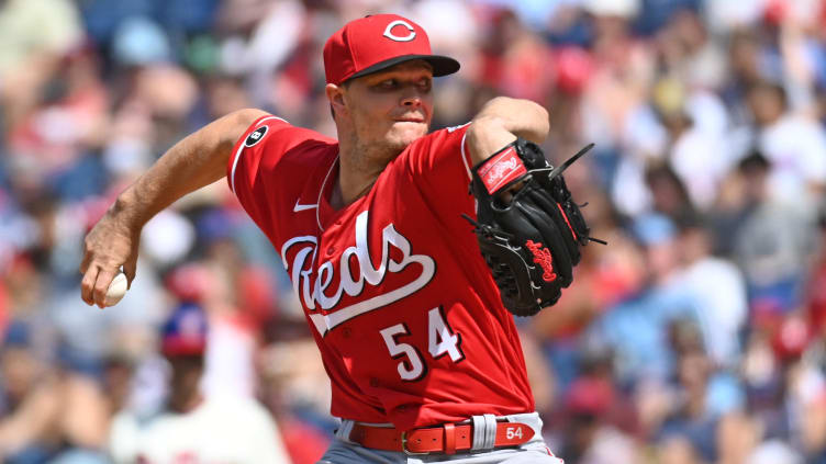 Cincinnati Reds starting pitcher Sonny Gray (54) throws a pitch.