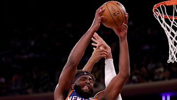 San Antonio Spurs v New York Knicks