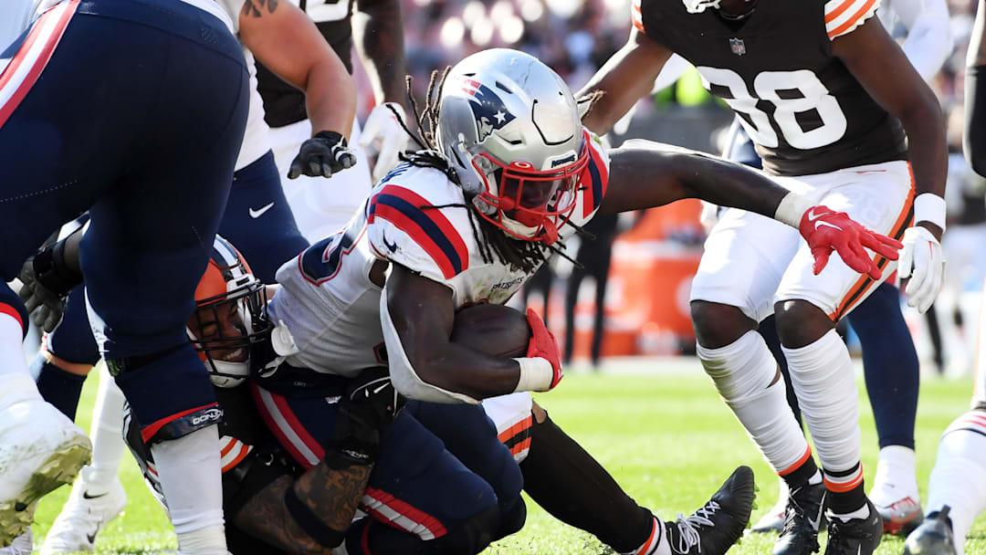 New England Patriots v Cleveland Browns