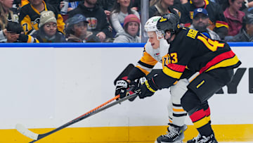 Pittsburgh Penguins v Vancouver Canucks