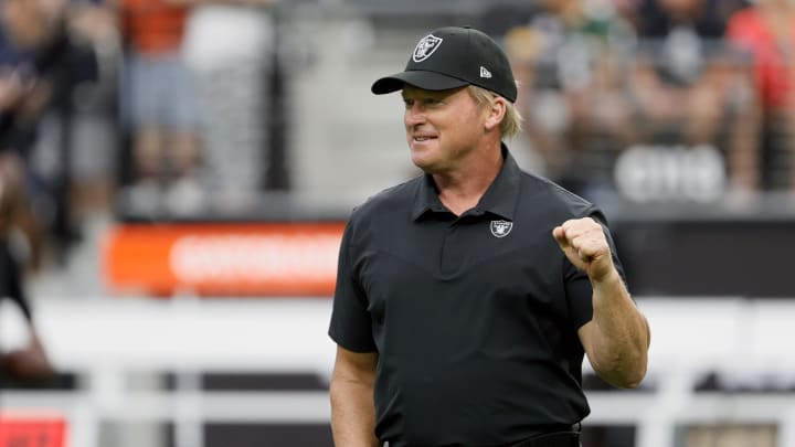 Gruden abandonó el pasado lunes el cargo de estratega de Las Vegas Raiders