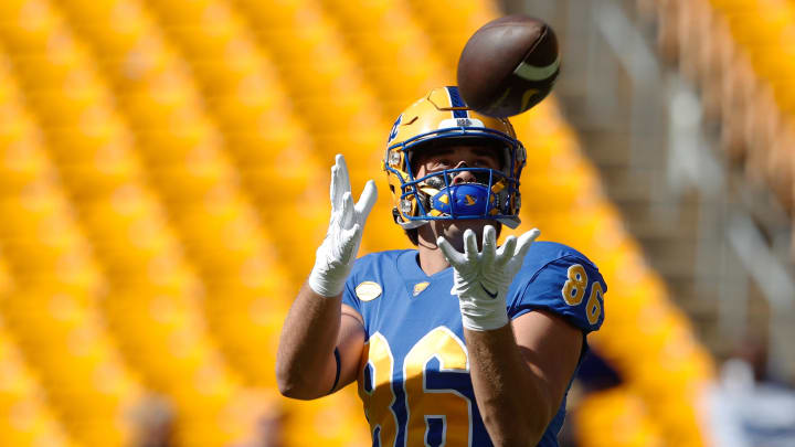 Sep 24, 2022; Pittsburgh, Pennsylvania, USA;  Pittsburgh Panthers tight end Gavin Bartholomew (86) warms up before the game against the Rhode Island Rams at Acrisure Stadium. Mandatory Credit: Charles LeClaire-USA TODAY Sports