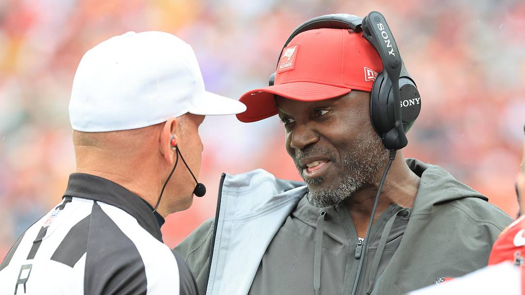 Dec 7, 2025; Tampa, Florida, USA; Tampa Bay Buccaneers head coach Todd Bowles talks with referee Clete Blakeman (34) during the first quarter against the New Orleans Saints at Raymond James Stadium. Mandatory Credit: Kim Klement Neitzel-Imagn Images Dec 7, 2025; Tampa, Florida, USA; Tampa Bay Buccaneers head coach Todd Bowles talks with referee Clete Blakeman (34) during the first quarter against the New Orleans Saints at Raymond James Stadium. Mandatory Credit: Kim Klement Neitzel-Imagn Images