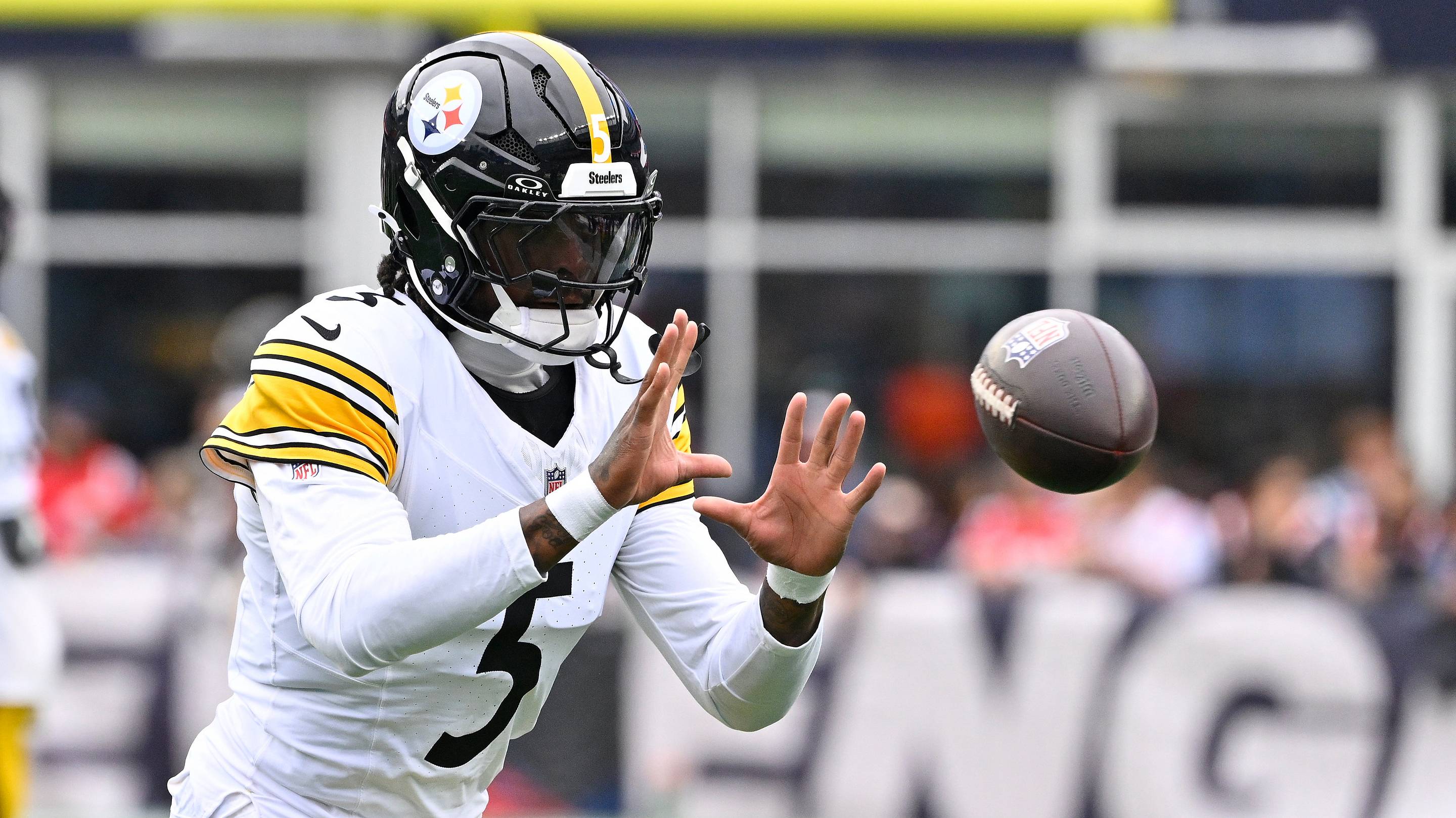 Steelers Get Good News on Jalen Ramsey, Brandin Echols Injuries
