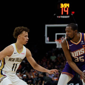 Apr 7, 2024; Phoenix, Arizona, USA;  Phoenix Suns forward Kevin Durant (35) matches up against New Orleans Pelicans guard Dyson Daniels (11) during the second half at Footprint Center. Mandatory Credit: Allan Henry-USA TODAY Sports