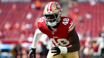 San Francisco 49ers linebacker Tatum Bethune (48)