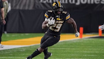 Ahmad Hardy's impressive ground game puts Oklahoma on potential upset alert for Week 13.