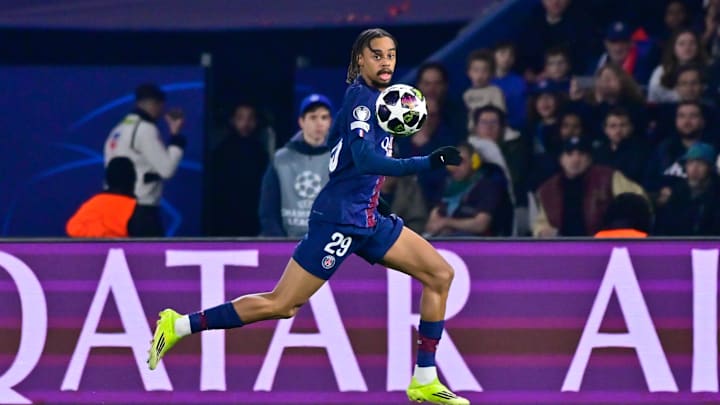 Bradley Barcola n'arrive pas à conclure les actions parisiennes.