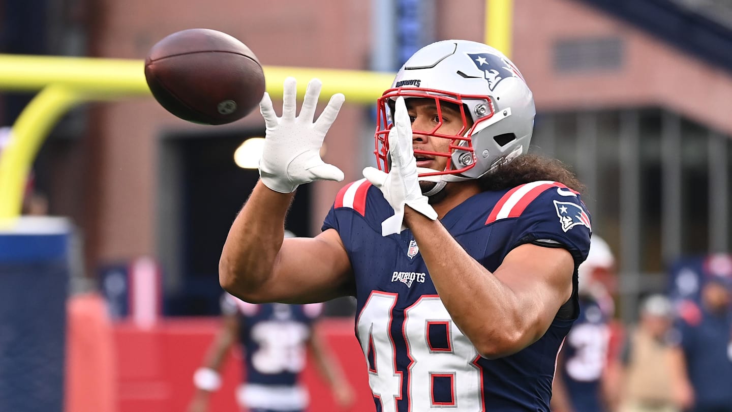 Patriots Linebacker Jahlani Tavai Returns to Practice Ahead of Week 5 Game Against Bills