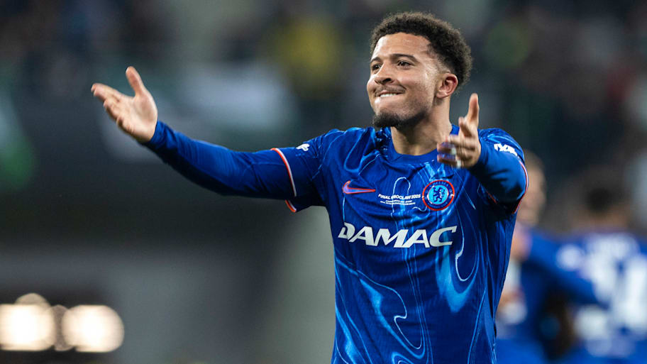 Chelsea could sign Jadon Sancho for £25 million this summer. | IMAGO/NurPhoto