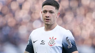 Fifa condena Corinthians por processos referentes as contratações de Garro e Felix Torres