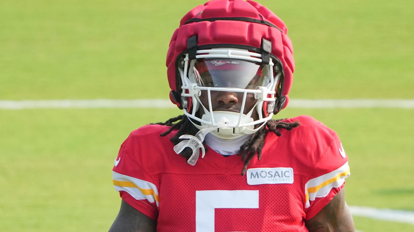 Report: Chiefs 'Plan to' Activate Marquise 'Hollywood' Brown for Week 16