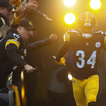 Terrell Edmunds of the Pittsburgh Steelers runs out of the tunnel after being introduced prior to the start of the game against the New York Jets at Acrisure Stadium in Pittsburgh, PA on October 2, 2022.

Pittsburgh Steelers Vs New York Jets Week 4