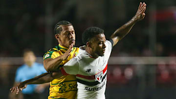 Dourado ganhou fora de casa no prímeira turno