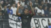 Cacá será desfalque na defesa do Corinthians