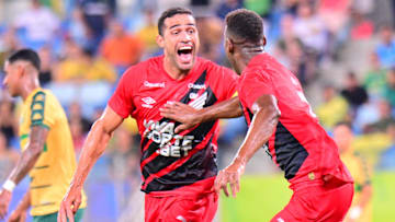 Athletico tem duas vitórias e uma derrota em 3 jogos
